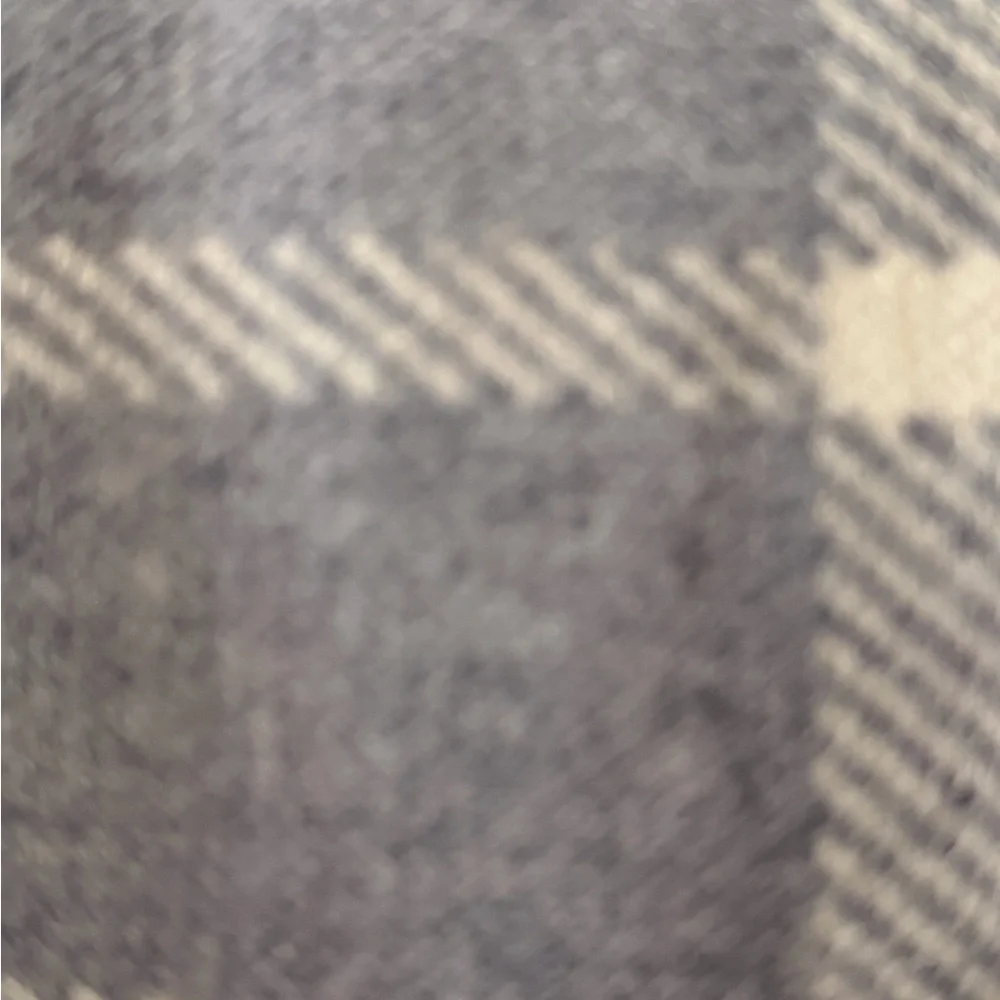 Plaid Button-Up Vest 10/10 - Picture 2 of 3